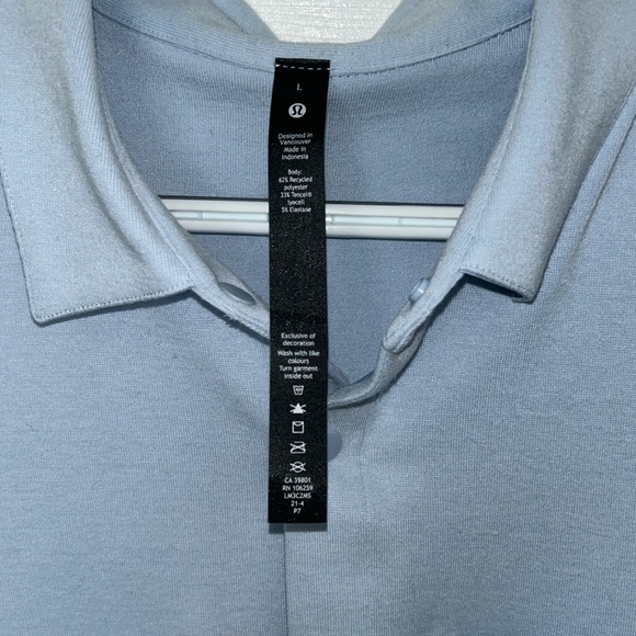 Lululemon Button Down Double Pocket Shirt - Picture 3 of 6